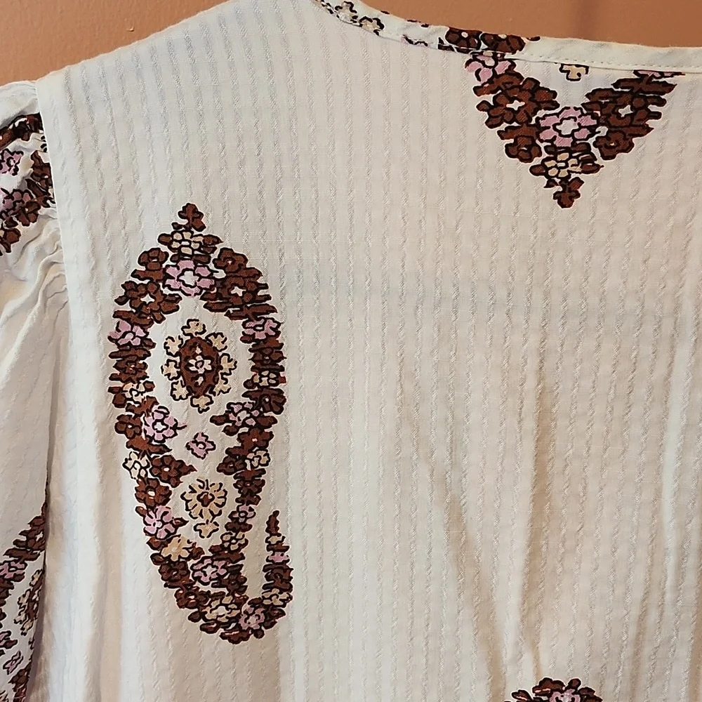 Knox Rose Printed Floral Blouse - Picture 6 of 6